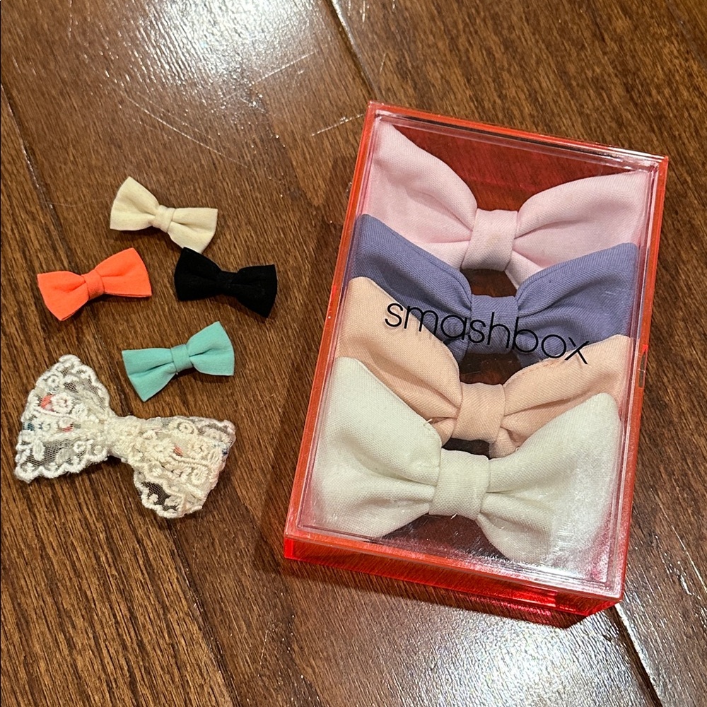 Smashbox Assorted Bow Hair Clips Collection